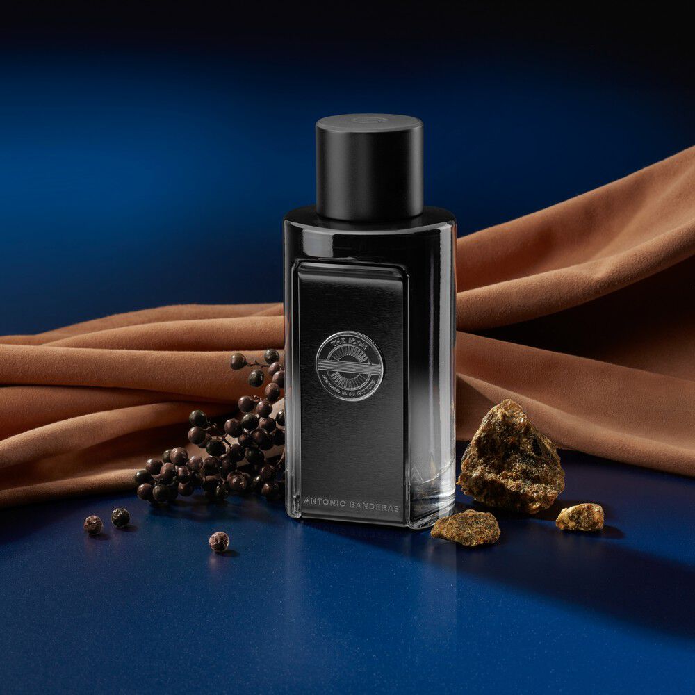 The-Icon-Eau-De-Parfum-50-ml-+-Bálsamo-After-Shave-75-ml-imagen-4