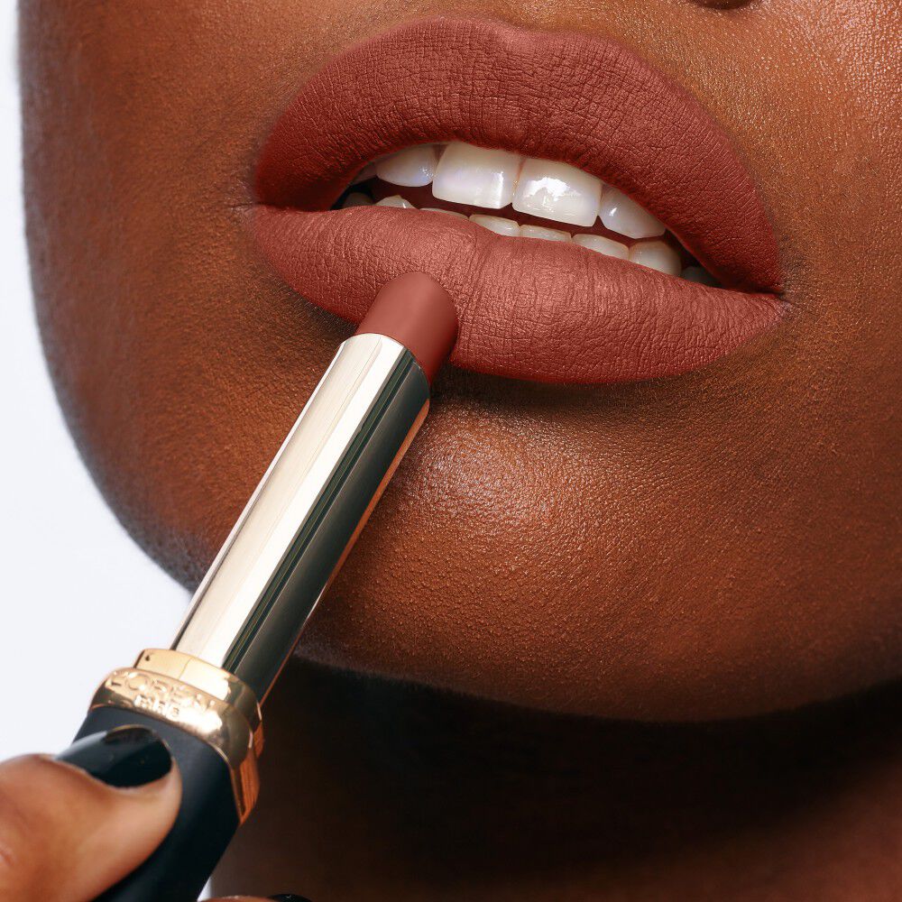 Labial-Color-Riche-Intense-Volume-Matte---540-Le-Nude-Unstoppable-imagen-5