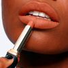 Labial-Color-Riche-Intense-Volume-Matte---505-Le-Nude-Resilient-imagen-5