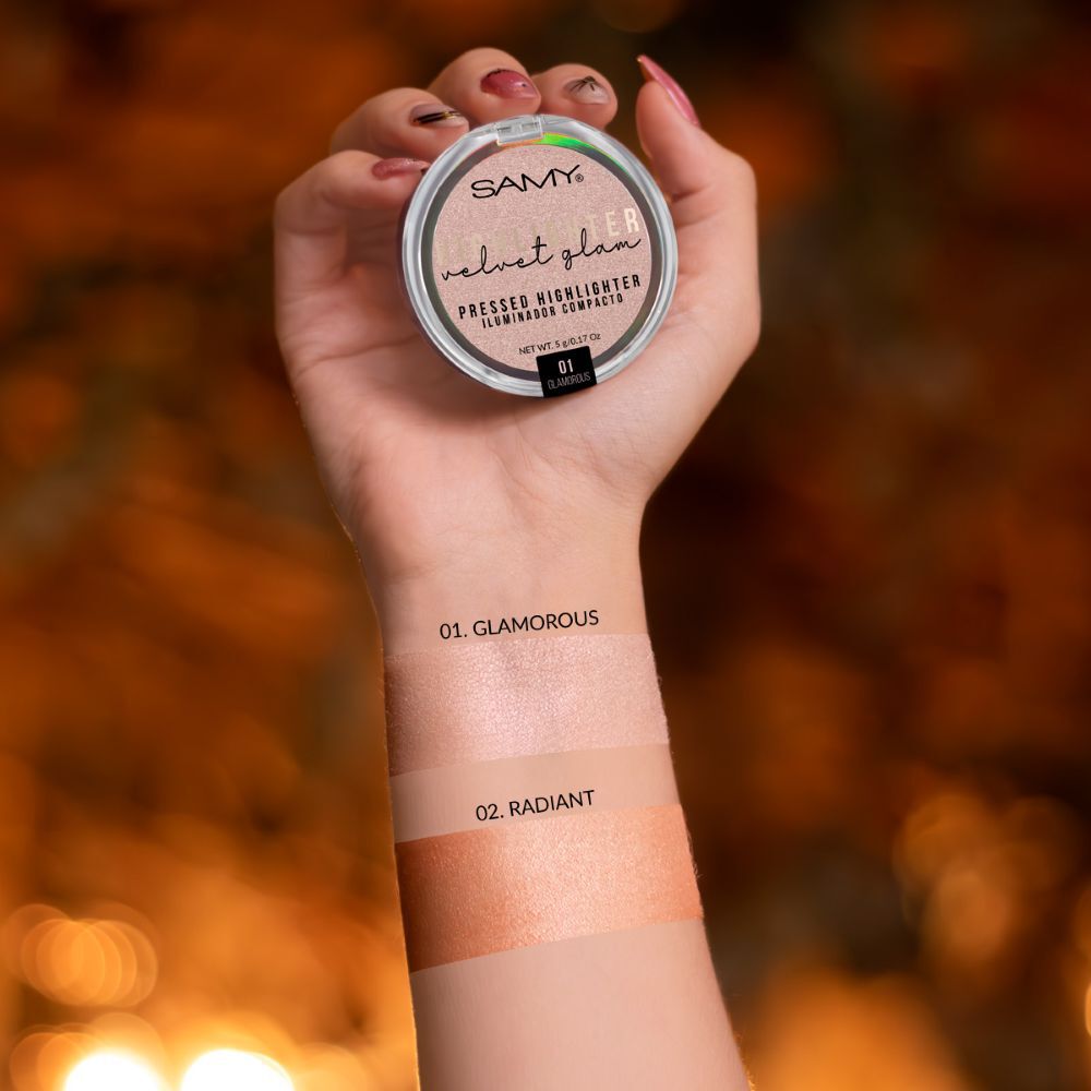 Polvo-Compacto-Iluminador-Velvet-Glam-N&deg;-02.-Radiant-imagen-2