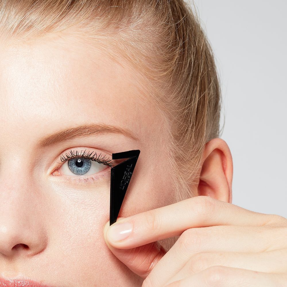 Delineador-Ojos-Flash-Cat-Eye-Black-Waterproof-2.8-grs-imagen-4
