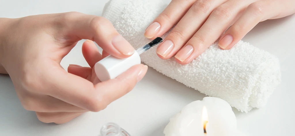 Cuidado de uñas de las manos Cuidado de uñas de las manos